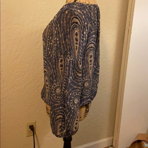 Lucky Brand long sleeve small semi-sheer blouse - Picture 7 of 9